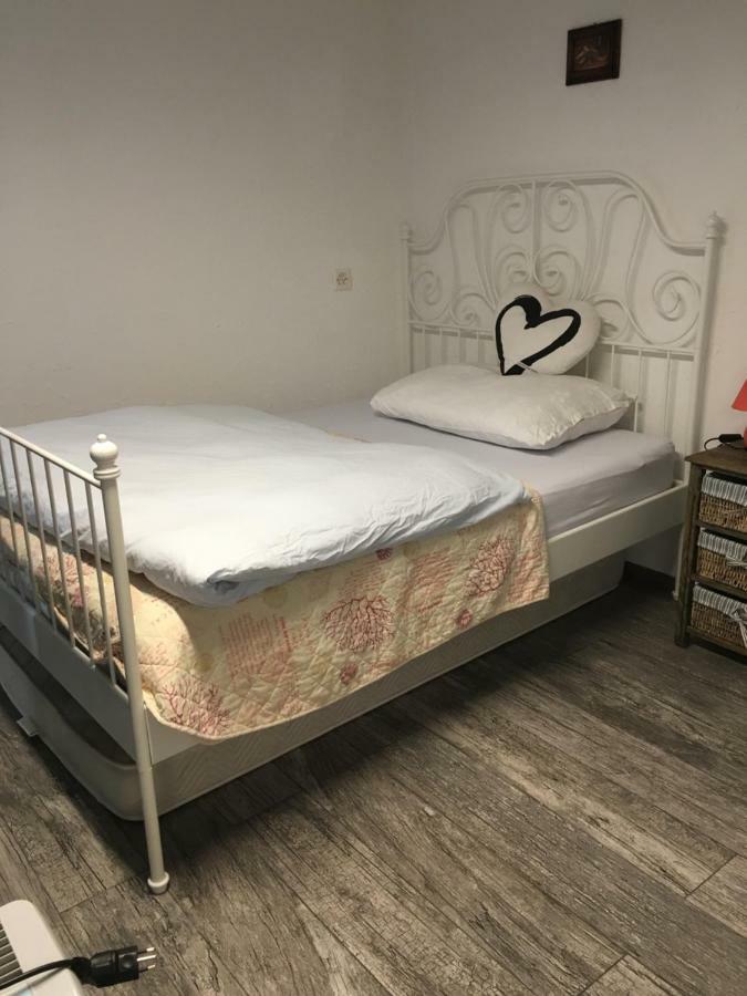 Studio Tati Daire La Neuveville Dış mekan fotoğraf